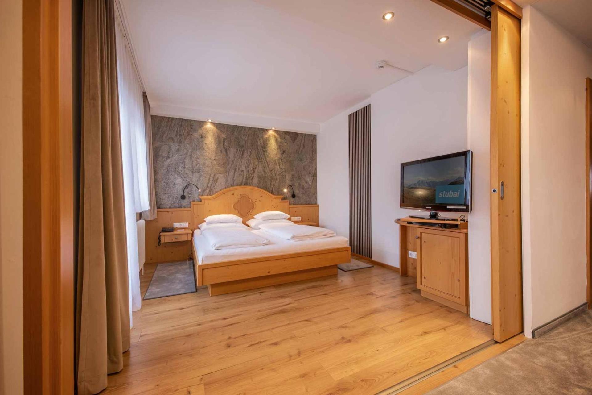 Familien- & Vitalhotel Auenhof Fulpmes Kültér fotó